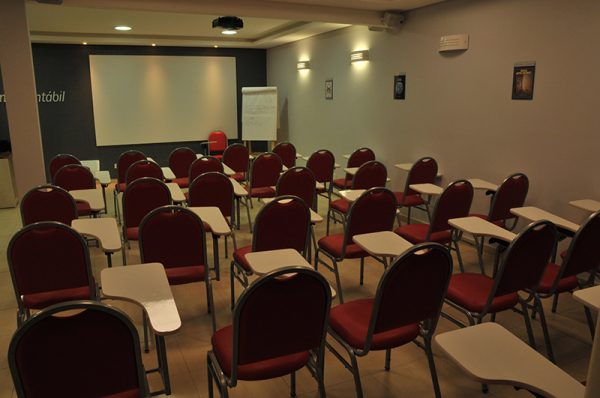 Cadeira Elegance com Prancheta - Imagem 3